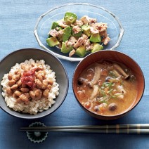 糖質制限中の朝ごはんはどうする？無理なく続けるコツ＆おすすめのレシピを伝授
