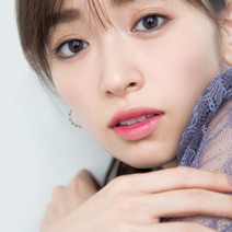 人気急上昇中！ 1本は持っていたい簡単便利なグラデリップ♪