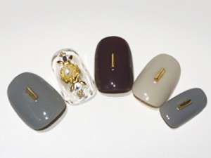 03_graycolornail