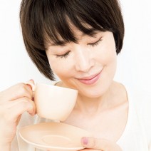 いつでもどこでも実践OK！ こっそりできる血流アップテクでくすみ知らずの顔に♪