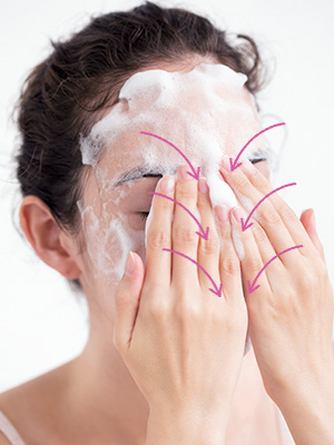 毛穴の奥まですっきりの洗顔方法