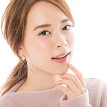 プチプラで叶う！ クリスマスデートのメイクには、ピンクを取り入れてかわいさをプラス！