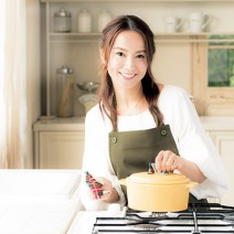 鈴木亜美さんの美肌の秘訣はインナービューティにあり！ お手軽レシピを大公開！