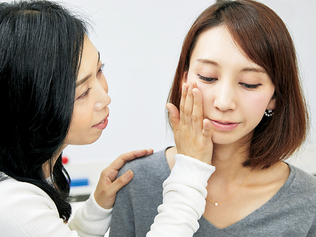 敏感肌にも優しく攻める。肌のくすみ払拭コスメ