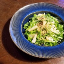「水菜と梨と胡麻のあっさりフルーツサラダ」美容エディター・門司紀子のToday’s SALAD #18