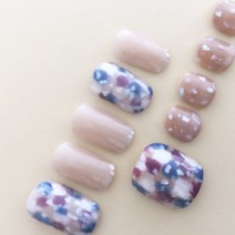 大掃除のテンションがアップする！大人かわいいウィンターネイル【365日ネイル】