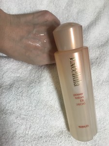 1万円以下！プチプラで叶うエイジングケア化粧水