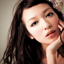 綾瀬はるかになれるメイク方法！口紅やチークで…なりきり真似メイク