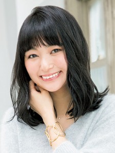 小顔効果も ぱっつん前髪 16選 旬の前髪にするなら ぱっつん がおすすめ 長さを変えずにイメチェンが叶う 美的 Com 小顔効果も ぱっつん前髪 16選 旬の前髪にするなら ぱっつん がおすすめ 長さを変えずにイメチェンが叶う 美的 Com