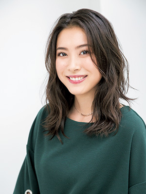 ブルネット ってどんな色 暗めの大人なヘアカラー 実例13 美的 Com