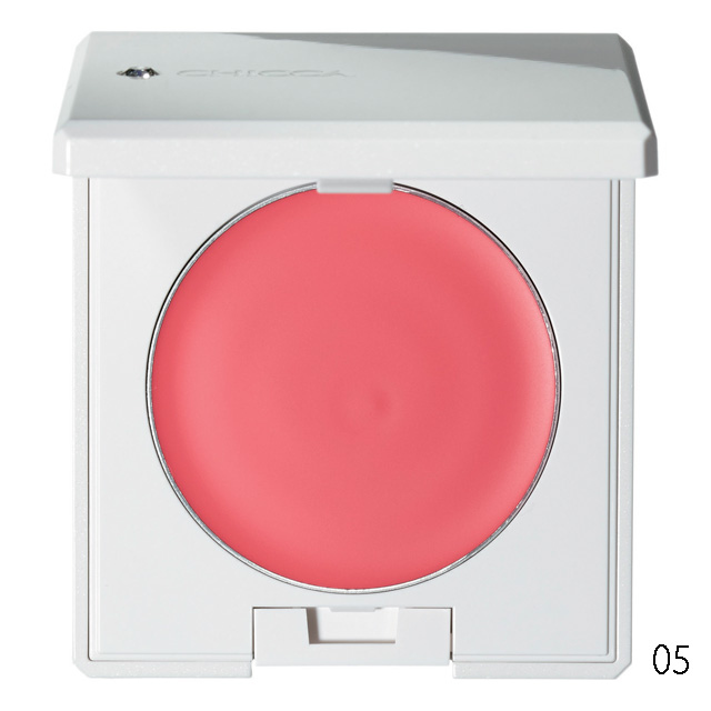 CHICCA（キッカ） フローレスグロウ フラッシュブラッシュ　薄膜仕上げのクリームチーク