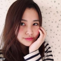 井川遥の大人ヘアを「短い前髪」で！なんちゃって流しバングの作り方