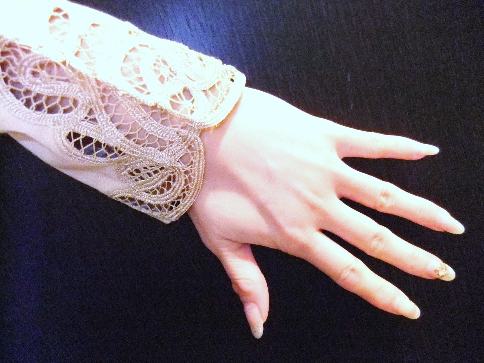 服でもUVケアしよ！知って得する「日焼けする服しない服」