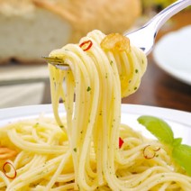 意外と知られていない「ニンニク臭」を撃退する食材4つとは？