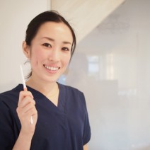 歯科衛生士が伝授！ほうれい線を1日5分でスッキリさせる秘密テク