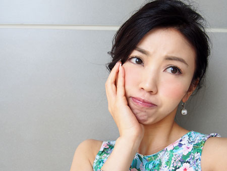 地味顔がより際立つ！絶対やめたい「のっぺり顔」を招くNGメイク