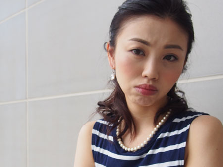 気付くとしわくちゃに「目元のシワたるみ」が激増するNG習慣5つ