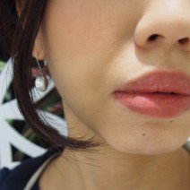 10年後はブルドッグ顔！見るに堪えない「老け面を招く」NG習慣