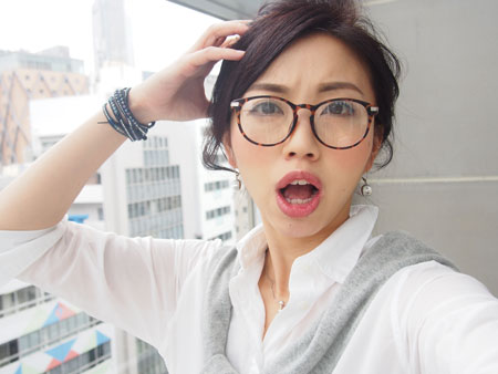 仰天！顔デカ女になっちゃう「頭のむくみ」は放置することなかれ