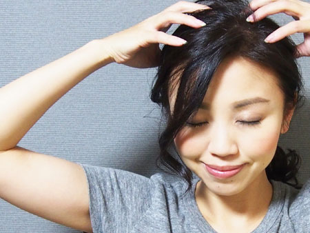 10秒で自己診断！頭痛・顔のたるみをもたらす「頭のコリ」に要注意