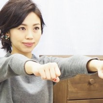 最強の1分朝活！肩甲骨ストレッチで「1日中脂肪が燃えやすい体」に