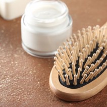 知らないと大損！素材から効果的時間まで「肌髪が輝く」ブラシ美容