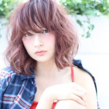 中村アンも！オシャレ芸能人の前髪が次々に「うざバング」になる理由