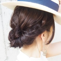 帽子脱いでも…おっ可愛い！3分でちゃちゃっと「夏得ヘアアレンジ」