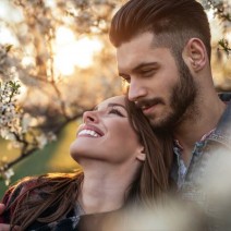 私は遊びor本気？「男が心底好きな女」にだけやるベタ惚れ行動3つ