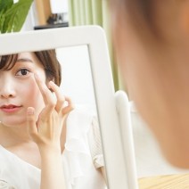 忙しい朝に役立つ時短テクも紹介！朝のメイクで面倒なことランキング