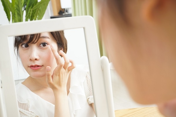 忙しい朝に役立つ時短テクも紹介！朝のメイクで面倒なことランキング
