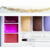 紫舟コラボ！SHISEIDOから光を演出するパレットなどホリデー限定品発売