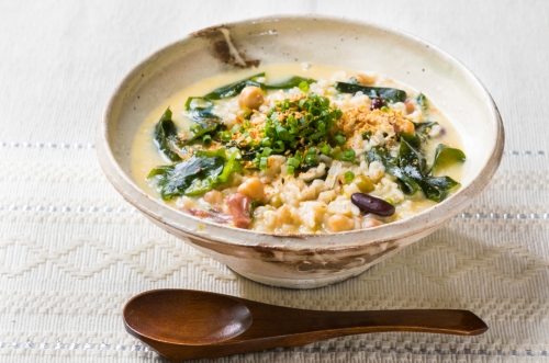 【4】海藻と豆の和風もち麦スープごはん