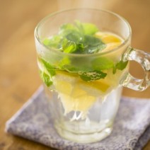 冷える朝夕にイイ！HOT「デトックスドリンク」秋こそ飲みたい2選