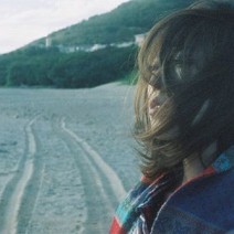 「透け地肌薄毛女子」へ！プロのレスキューテクならササッと隠せる