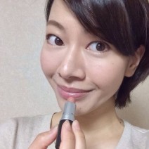 手持ちの口紅でOK！コンプレックスを魅力に変えるリップメイク術