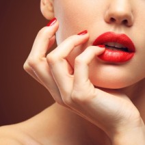 そのハンドクリームじゃ一生ガサガサ!? 皮膚科医が教える正解ハンドケア