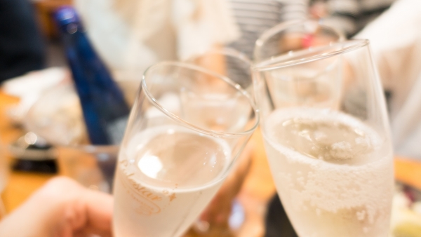 ヤバイ食べ過ぎた…の翌朝に！「飲み過ぎ食べ過ぎリセットヨガ」2選