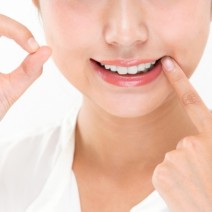 歯ブラシだけじゃ…虫歯リスク大！１本は持つべきワンタフトブラシとは