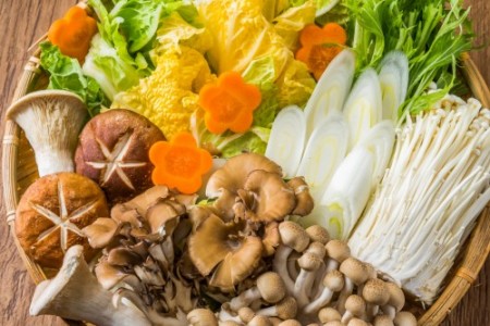 ねぎに白菜…ハイ冷凍庫へ！「鍋の残り野菜」目からウロコの保存テク