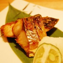 朝食は魚に決定！出来映えに感動「フライパンで焼き魚」片付けも楽々