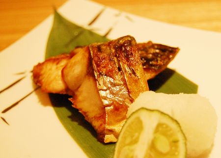 朝食は魚に決定！出来映えに感動「フライパンで焼き魚」片付けも楽々