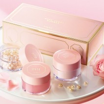 【クリスマスコフレ】アユーラからバラの香りに癒やされるボディケア
