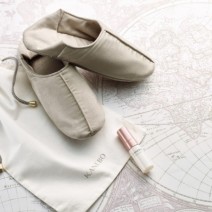 年末年始の旅行に！KANEBOから旅グッズがついた限定セットが登場