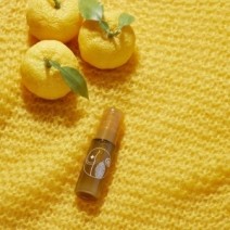 地味にツライ！ニットのチクチクや静電気のバチバチを撃退するゆずミスト
