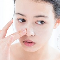 極端な乾燥で皮がめくれる…お風呂でできる簡単保湿ケアとは？