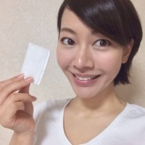 思いもよらない！極小メイクポーチで身軽に外出する意外な裏ワザ