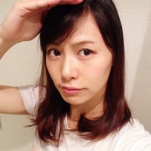 夏にどんどん広がって見える「毛穴が目立つ人」のヤバイ肌の特徴