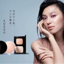 蒸しタオル後みたいな湿潤艶肌に！SUQQUから下地不要ファンデ登場