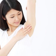 女の大敵…ワキ汗！「出さない・滲ませない・臭わせない」基礎知識